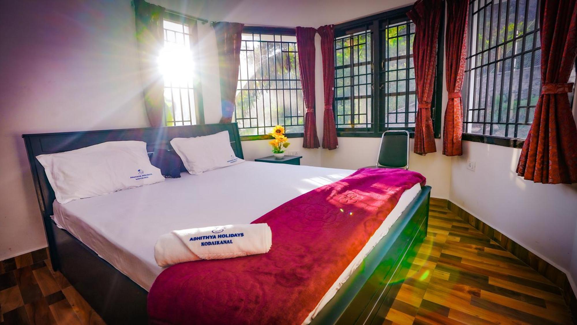 Adhithya Holidays Kodaikanal Dış mekan fotoğraf